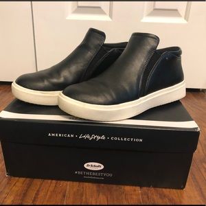 Dr. Scholl’s “Wonderfull” women’s shoe